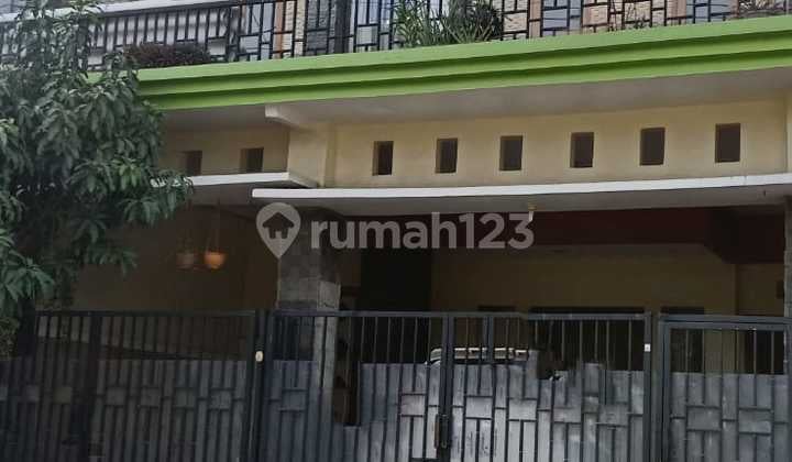 For Sale: 2-Story House in Gunung Sari Indah Housing Complex, Surabaya For Sale: 2-Story House in Gunung Sari Indah Housing Complex, Surabaya