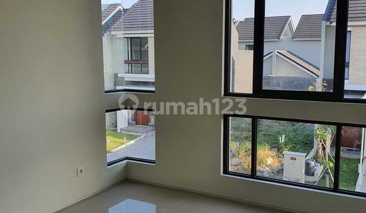 For Sale: House in Northwest Lake Citraland, West Surabaya