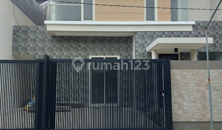 Dijual Rumah SHM di Babatan Mukti Surabaya Dijual Rumah SHM di Babatan Mukti Surabaya