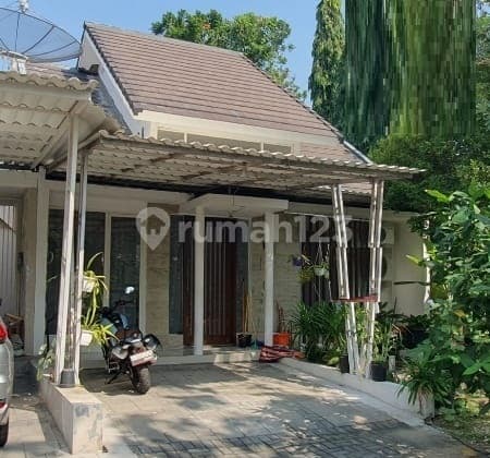 For Sale: House in Green Hill Citraland, West Surabaya