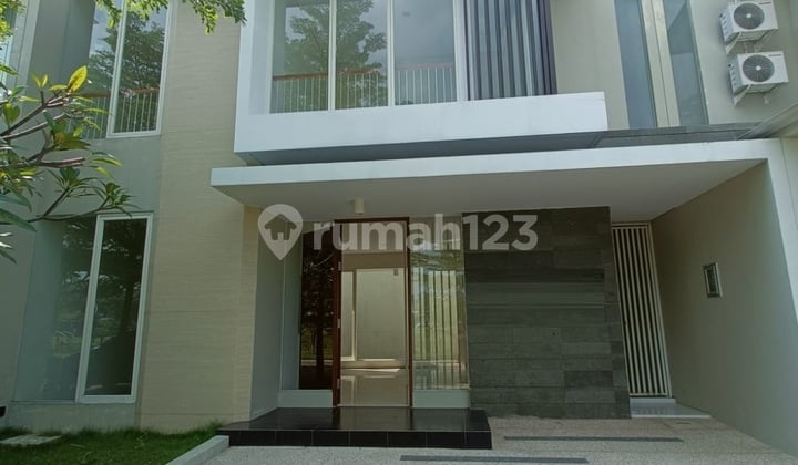 Dijual Rumah Modern di North West Park Citraland Surabaya Dijual Rumah Modern di North West Park Citraland Surabaya