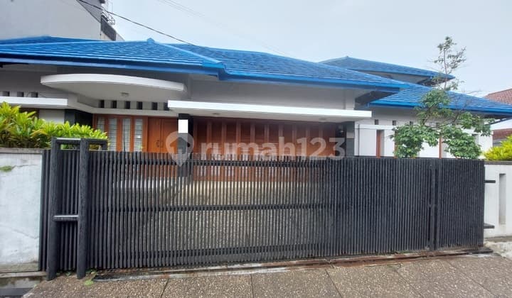 Dijual Rumah Megawarna Pasteur