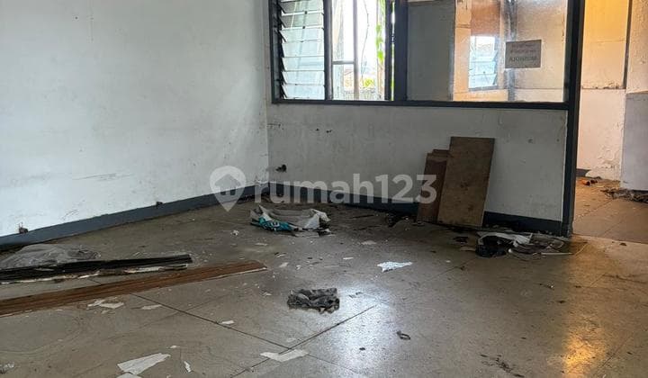 Ruko Rendeng Strategis di Mainroad Gatot Subroto Bandung Dekat Tsm