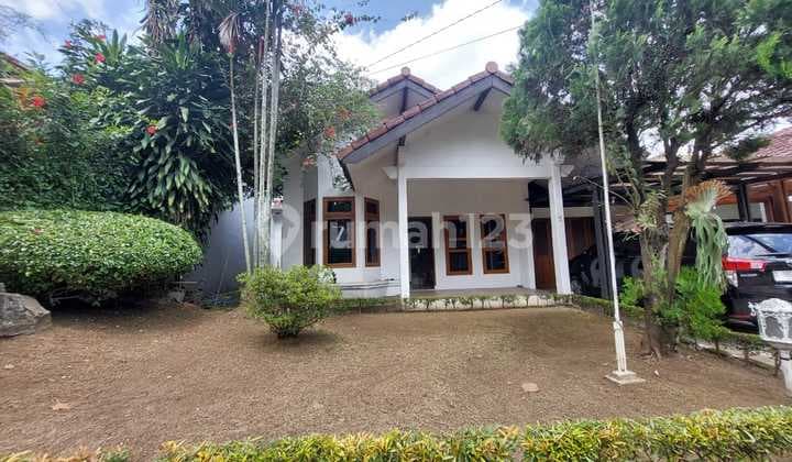 Rumah 1 Lantai di Sayap Pasteur. Lokasi Strategis Dekat Pvj