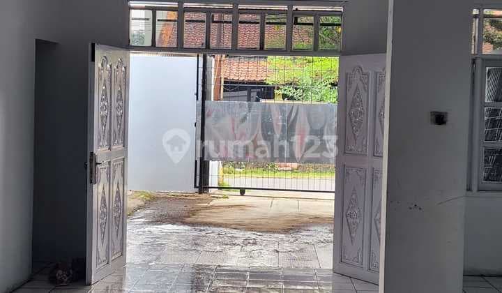 Rumah di Cibogo Sayap Pasteur. Lokasi Strategis Dekat Tol Pasteur