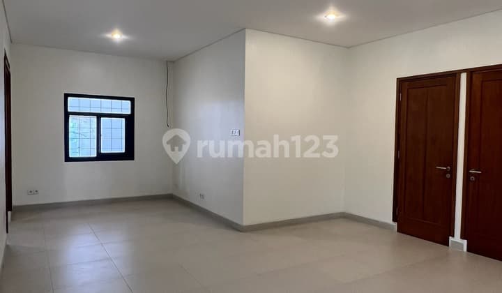 Sewa Ruang Usaha Dago Sayap Dago Siap Pakai
