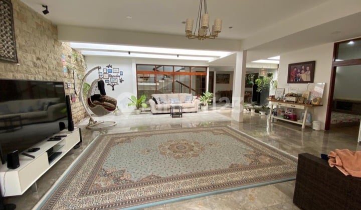 Rumah Asri Nyaman Di Setrasari