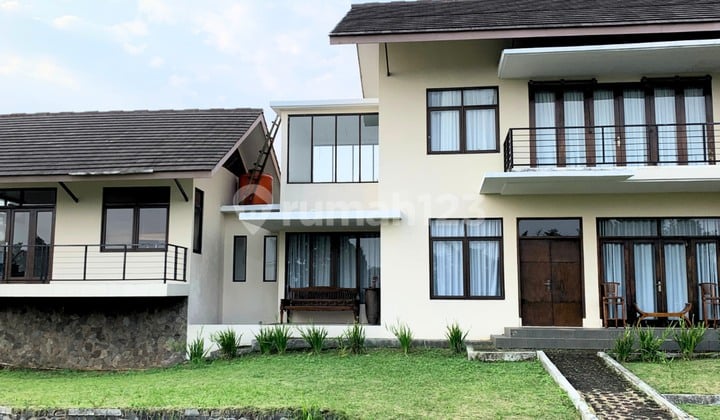 Villa Strategis FULL Furnish Siap Huni di Pasir Angin, Bogor