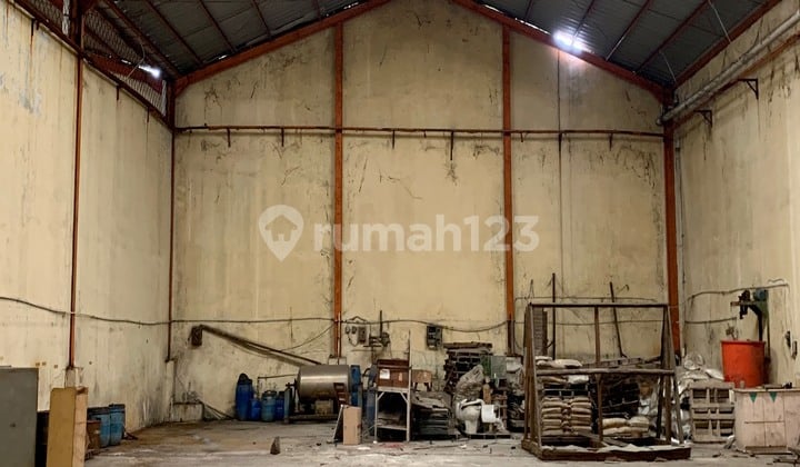 Disewakan Gudang Dan Tanah 1500m2 di Ciledug Raya Tangerang