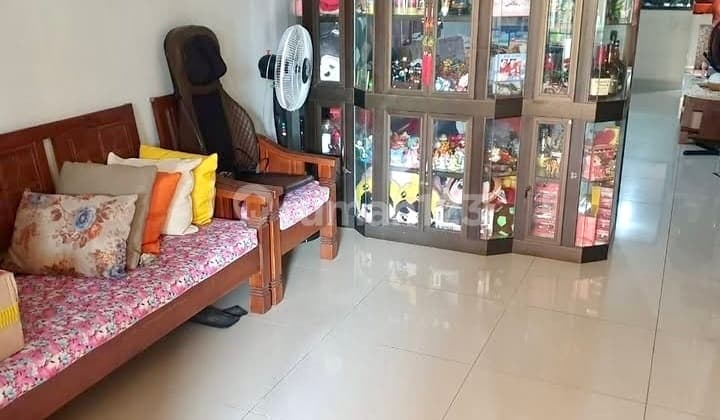 Rumah Hunian di Komp Karang Tengah Permai Tangerang Strategis