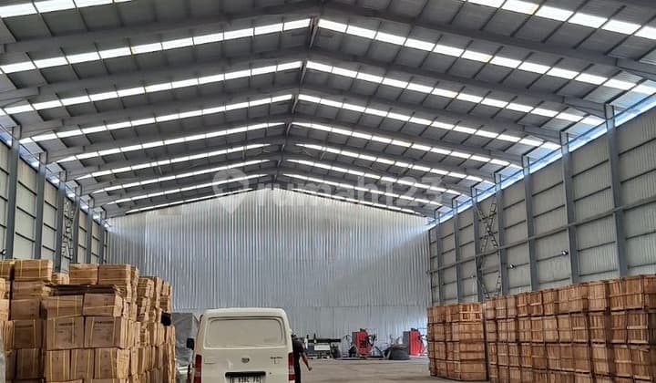 Gudang Bagus Siap Pakai 2000 M2 Cikampek, Karawang