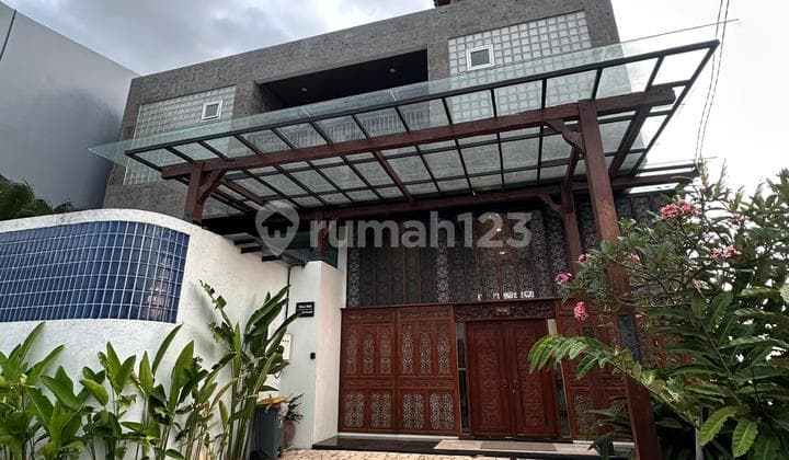 Luxury Villa 4km, Mountain, Rice Field and Ocean View in Tanah Lot, Beraban