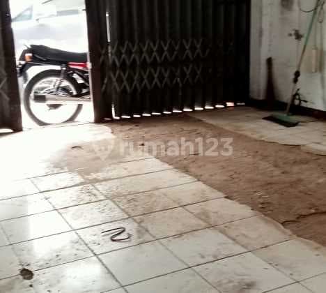 Di Sewakan Ruko LT 2 Pusat Bisnis Besi