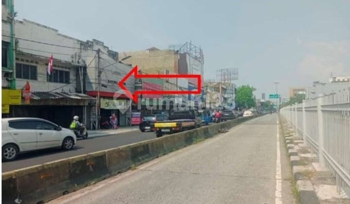Di Sewa dan Jual Ruko Strategis Jl Raya Hasyim Ashari.-Roxi