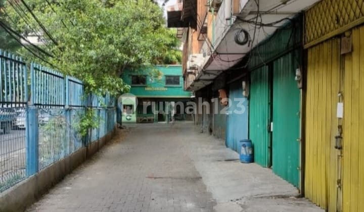 Di Sewa Ruko Kondisi Bagus Siap Huni Jl.bandengan Jakarta.barat