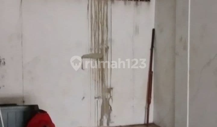 Di Sewakan Ruko Lantai 2 Jl Pinangsia Jakarta Pusat