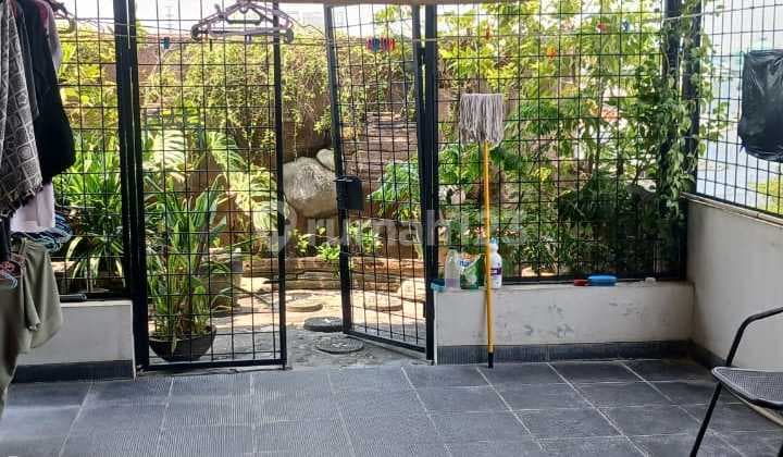 Ruko 4lt Lokasi.bagus Dan Bebas Banjirarea Cengkaremg