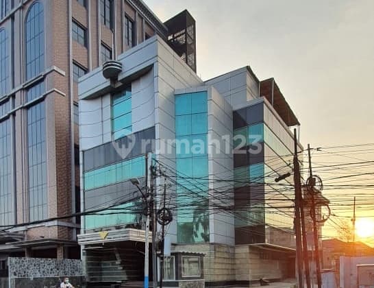 Gedung Kantor 4Lt di Cideng Raya Lokasi Strategis Jarang Ada