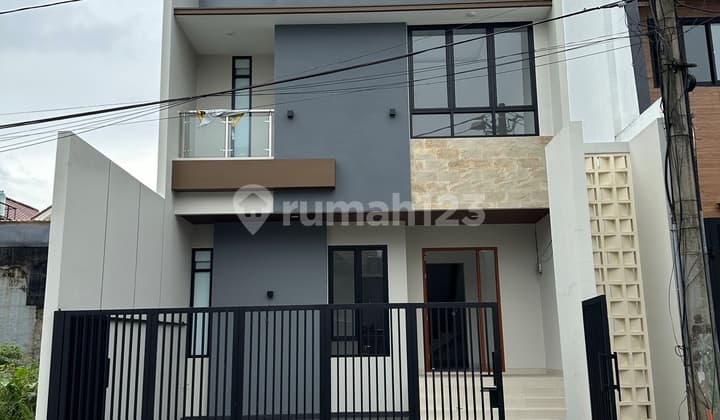Rumah Brand New Minimalis Dalam Kompleks Bagus