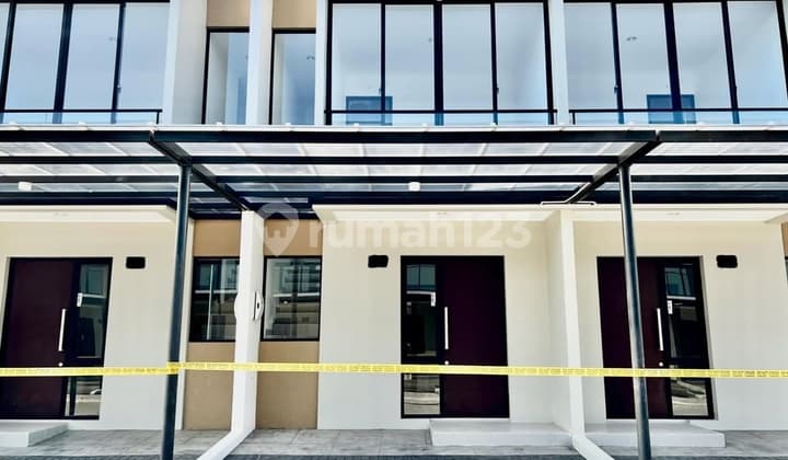 Rumah 2 Lantai Pik2 California Jual Cepat Best Deal Bagus