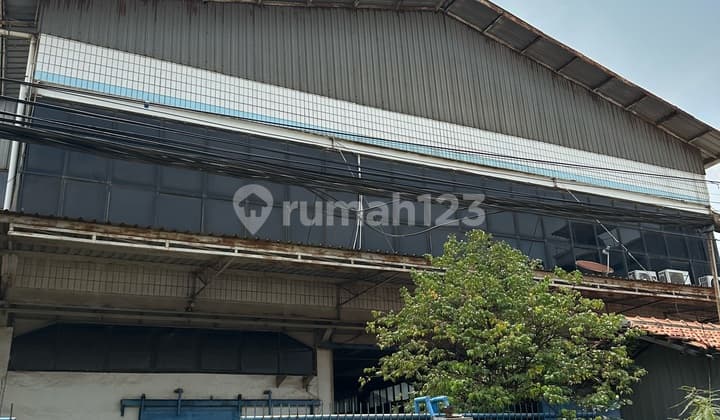 Gudang Pluit Dekat Akses Tol Lokasi Strategis