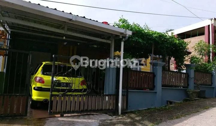 Aesthetic House Inside the North Balikpapan Residential Area