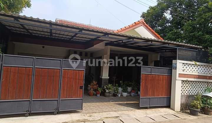 Rumah Luas dan Asri Siap Huni di Andara, Pangkalan Jati, Cinere, Depok