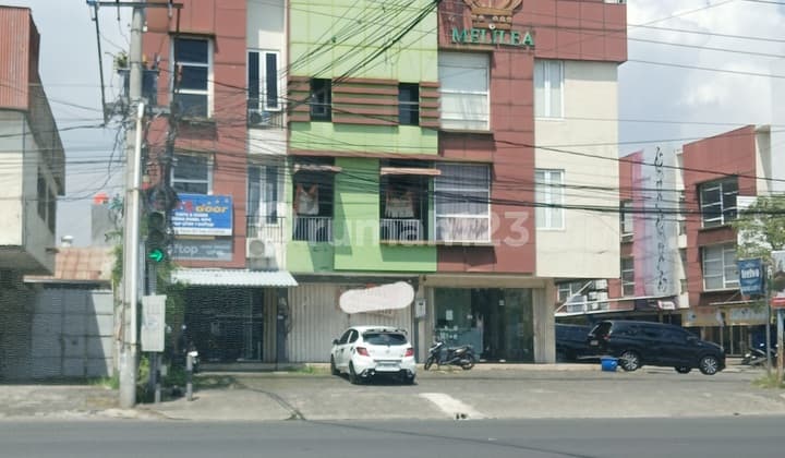 Ruko Strategis di Pinggir Jalan Raya Majapahit Semaang
