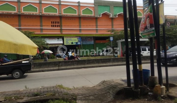 Ruko Dijual di Lokasi Strategis Ruko Dijual di Lokasi Strategis