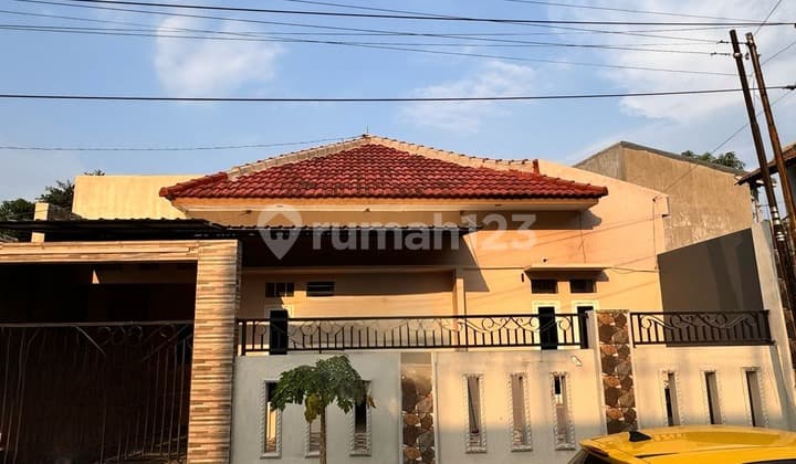 Rumah Strategis Siap Pakai di Permata Putih Hasanudin