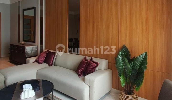 Disewakan Apartment Senayan Residence (BRAND NEW FURNISHED) 3 BR