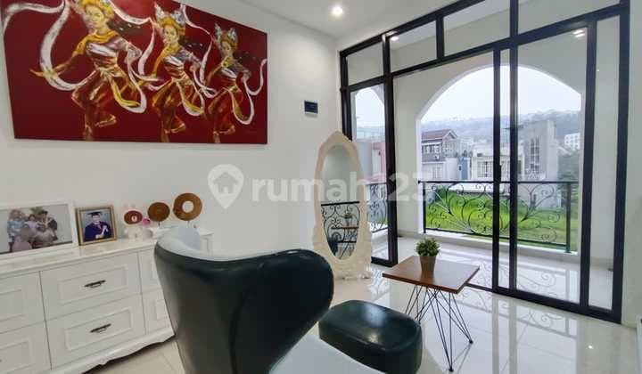 Rumah cantik 2 Lantai Furnished SHM View Pegunungan Sentul City, Bogor
