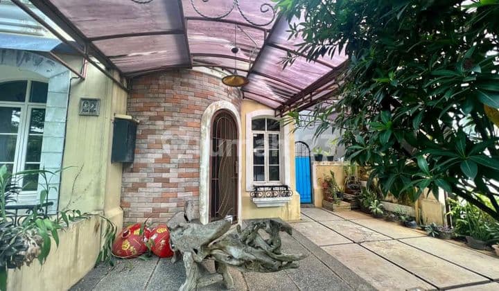 Rumah Dengan Luas Tanah 685m2 Di Cluster Terdepan Sentul City