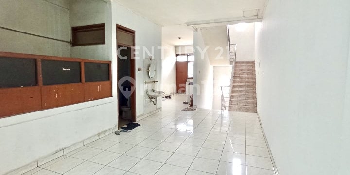 Ruko 3 LT Mainroad Siap Huni di Dewi Sartika Regol Bandung