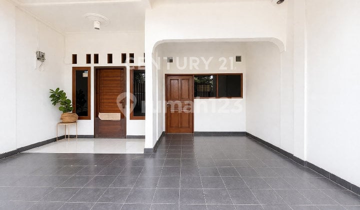 Rumah 2 LT Siap Huni di Sukabumi Selatan Kebon Jeruk Jakart Barat