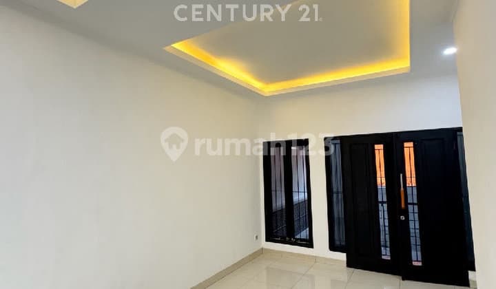 Jual Rumah Strategis di Kebon Jeruk Jakarta Barat