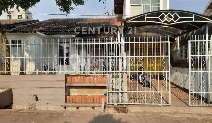 Ready-to-Occupy 1.5-Story House in Kopo Permai, Bandung