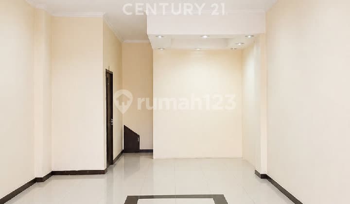 Ruko 3 LT Siap Huni di Cipulir, Kebayoran Lama, Jakarta Selatan
