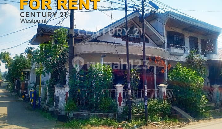 Rumah 6 Kamar Hook di Taman Cibaduyut Indah, Bandung