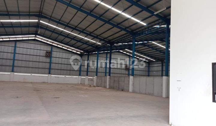 Warehouse in Jatiuwung, Tangerang, Jl. Gatot Subroto, Jatiuwung, Cibodas, Tangerang City, Banten, Indonesia, 15134, Tangerang 1000.0 M²