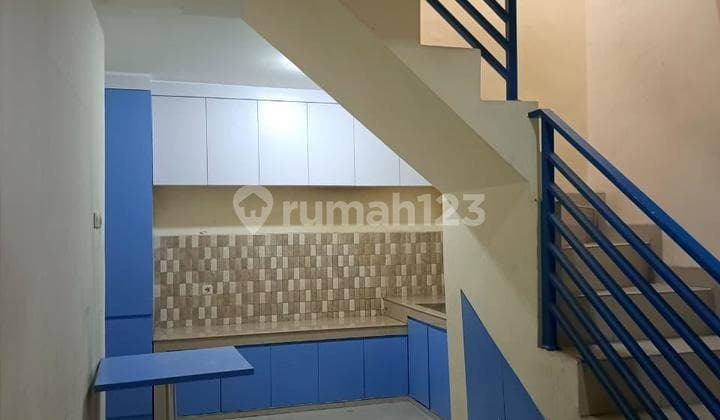 Rumah, SHM, di Citra Garden,2 Lantai