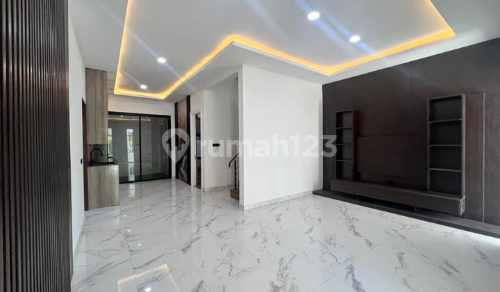Rumah Siap Huni Finishing Rapi & Modern Citraland Surabaya Barat