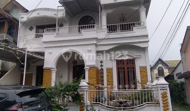 For Rent Fully Furnished Just Bring Your Suitcase Comm. Vila Mutiara