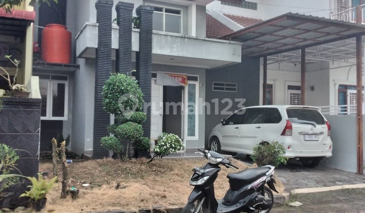 Rumah Minimalis modern sangat Asri dan nyaman Siap Huni