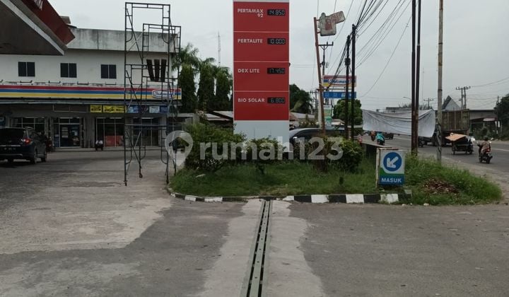 For Quick Sale: Active Gas Station, Ready to Continue, Condition in Tanjung Morawa