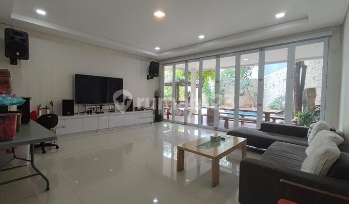 For Sale House in Tanjung Duren Utara - West Jakarta