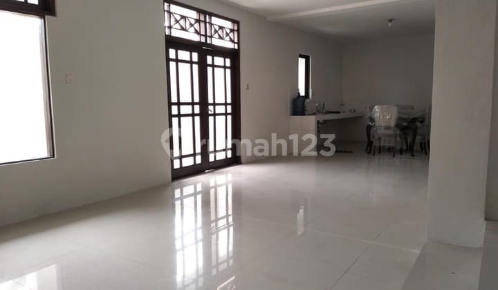 Dijual Rumah di Taman Alfa Indah - Jakarta Barat