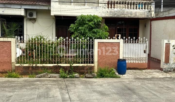 Rumah Tua Di Kembangan Baru