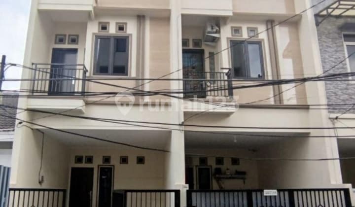 Rumah Baru di Tanjung Duren Selatan