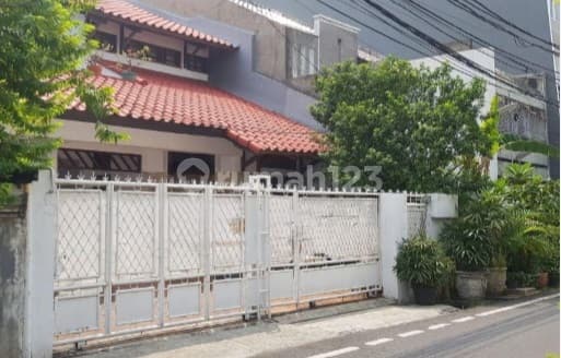 Rumah Strategis di Petojo